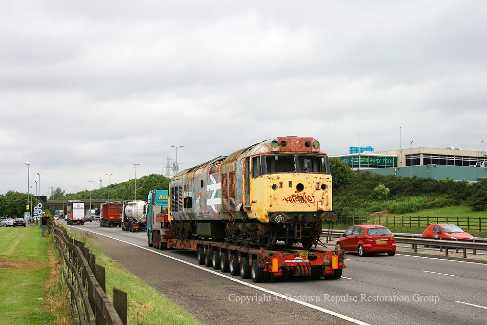 50040 at Fradley services